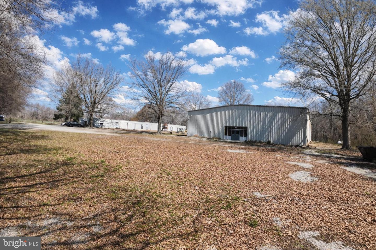 2054 Neenah Rd #B — photo
