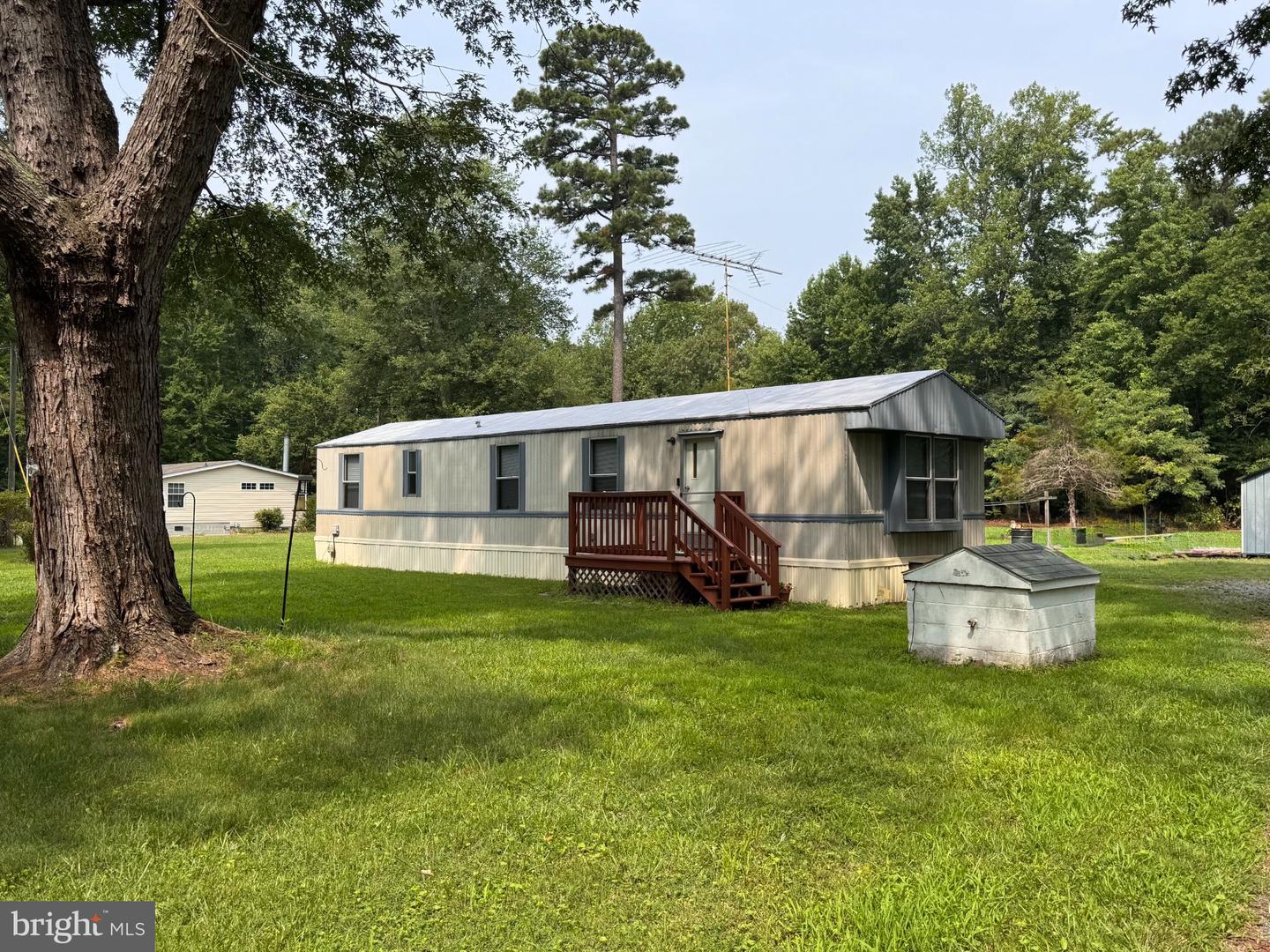 461 Long Point Road, Hague, VA 22469 — photo 2