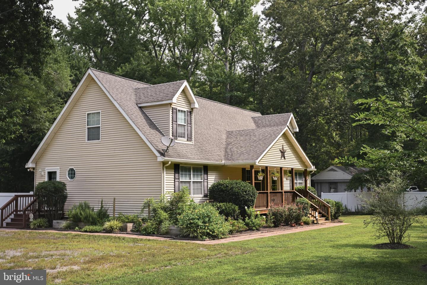 811 Long Point Road, Hague, VA 22469 — photo 3