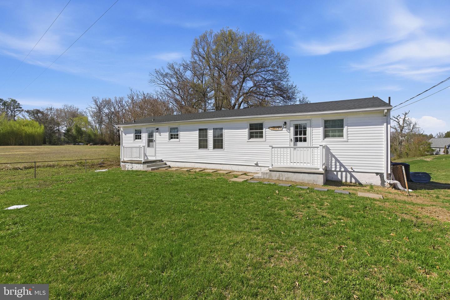 20289 RIDGE ROAD, COLONIAL BEACH VA 22443 — photo 2