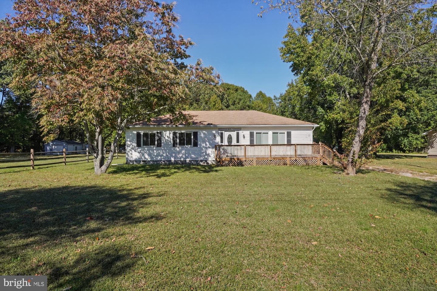 641 Holly Vista Dr — photo