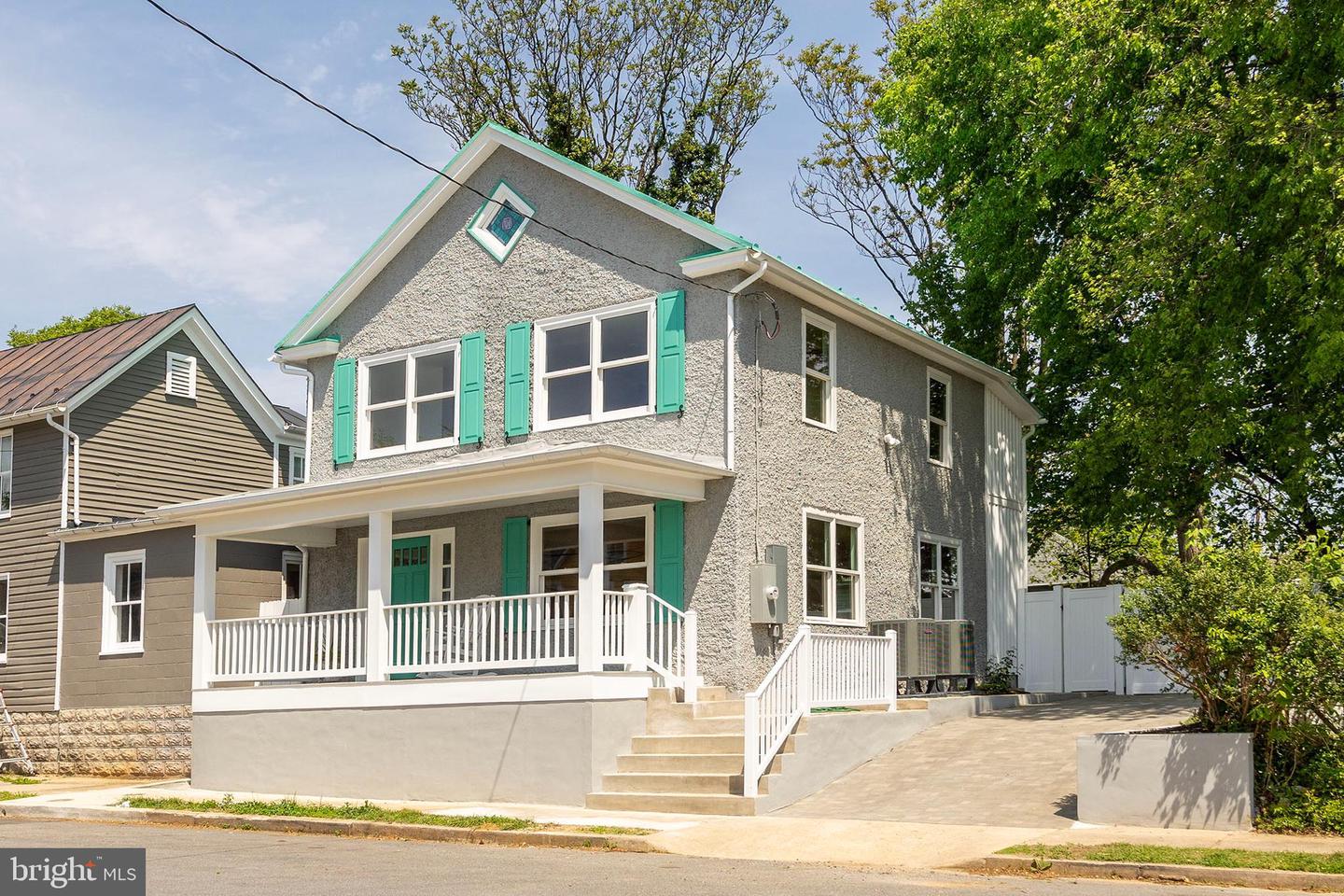 112 W Germain St — photo