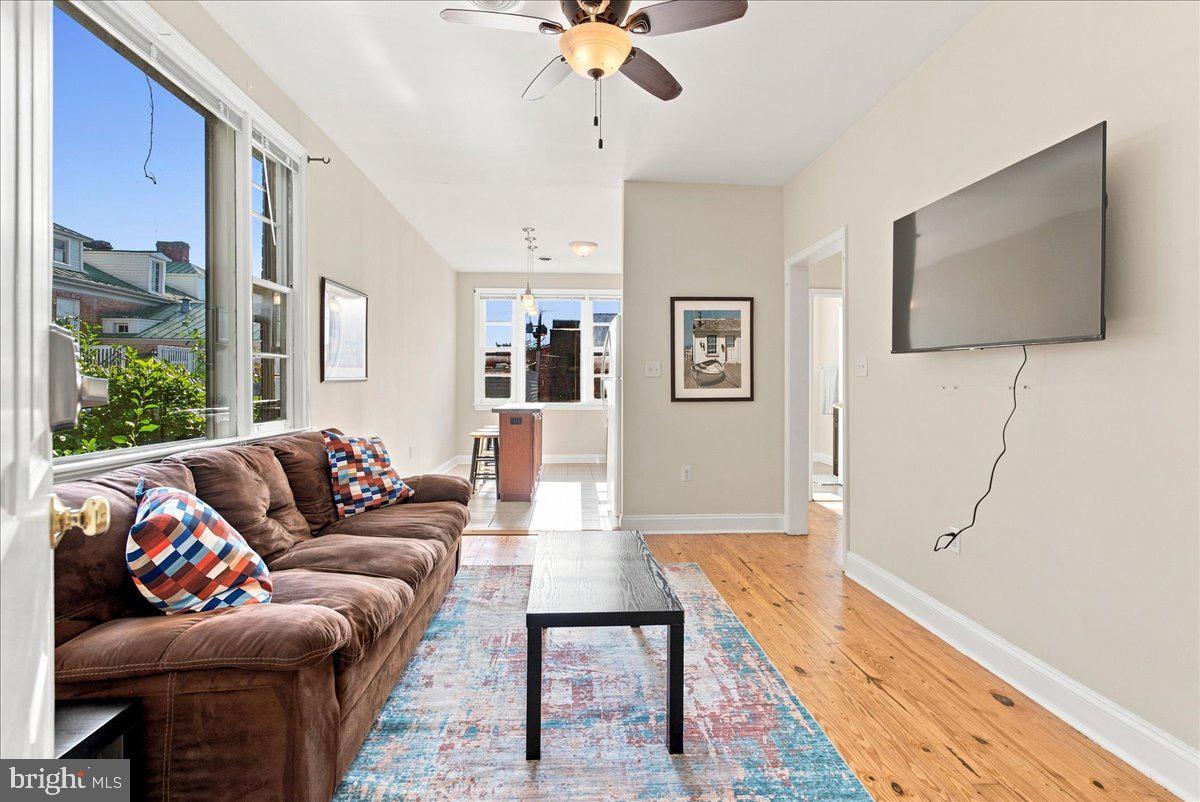 126 N Braddock St #202 — photo