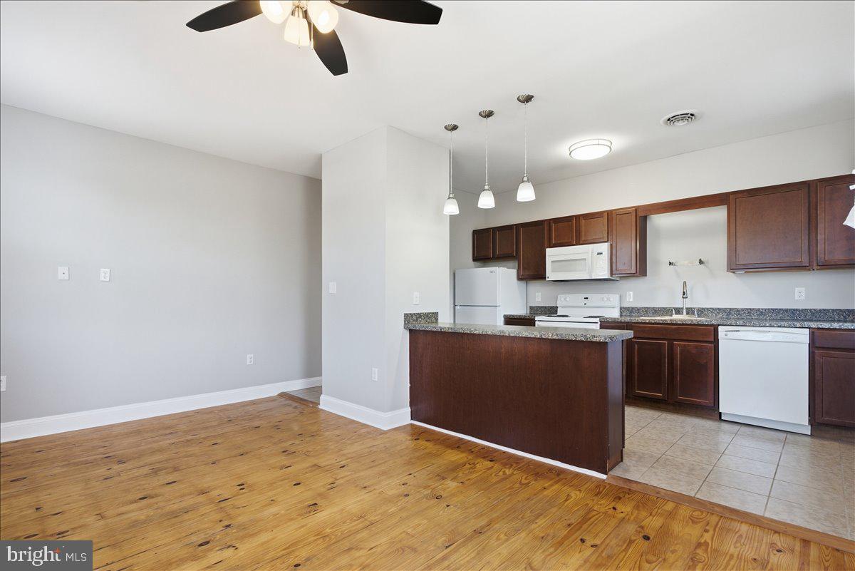 126 N Braddock St #201 — photo