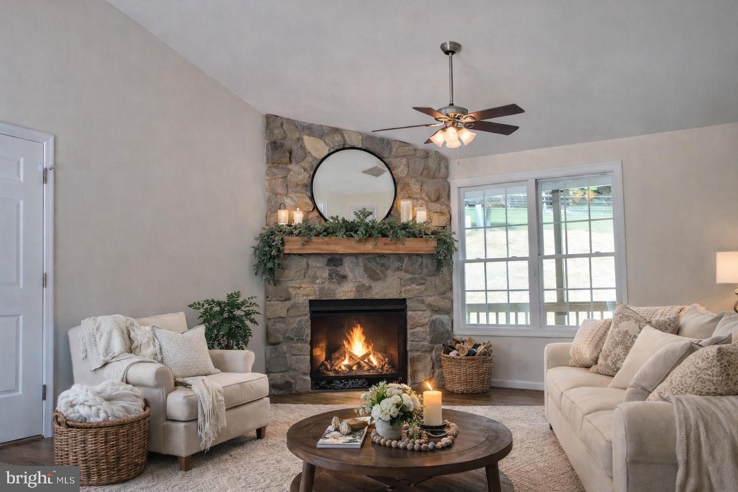 120 Ridge Top Ln. — photo