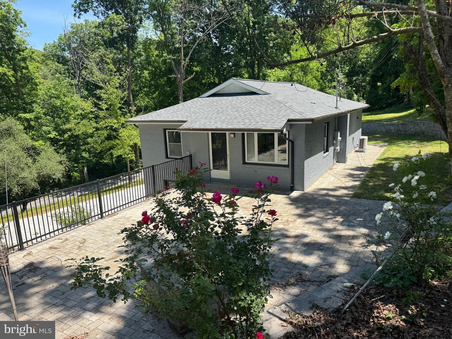 373 Bowman Road, Front Royal, VA 22630 — photo 2