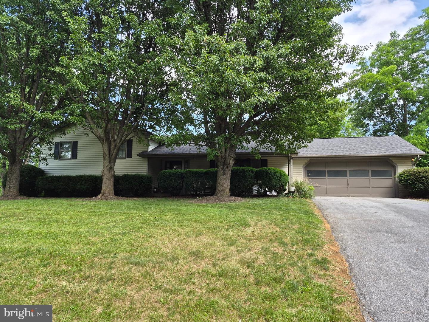 268 Bowling Green Rd — photo