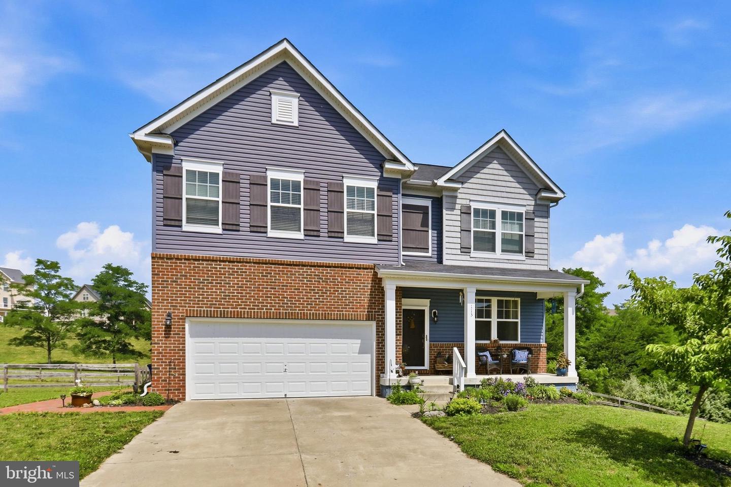 113 Divot Ct — photo