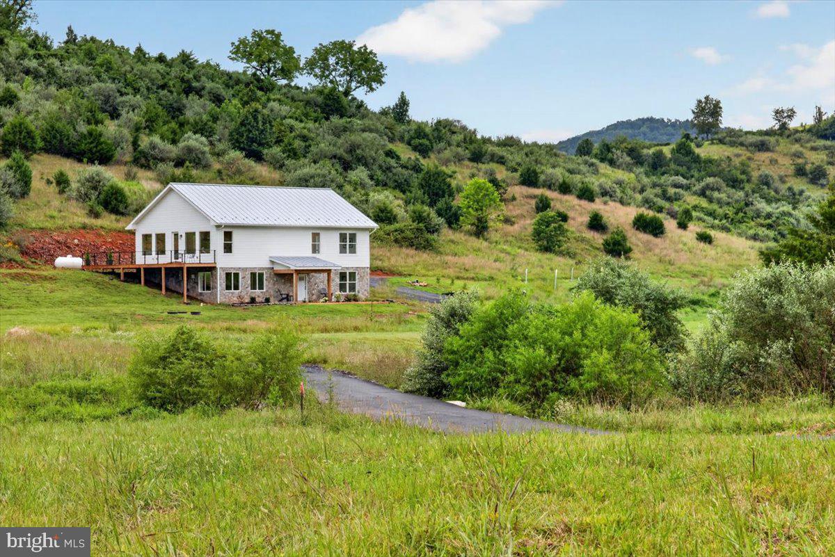 720 Gooney Manor Loop — photo