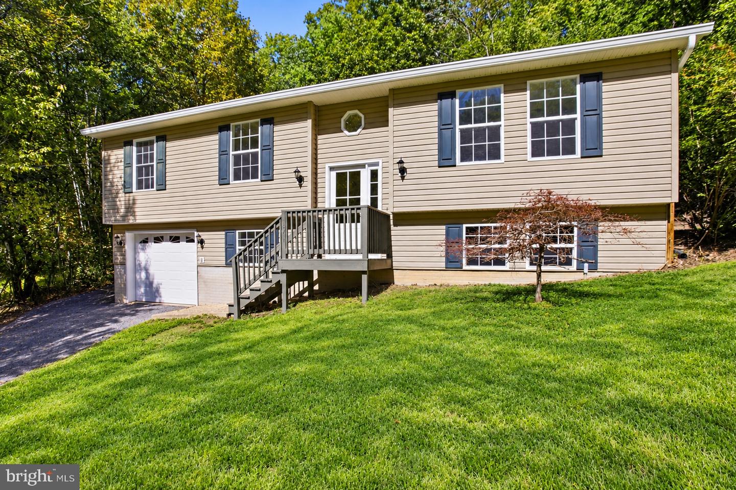 101 Ehlers Dr — photo