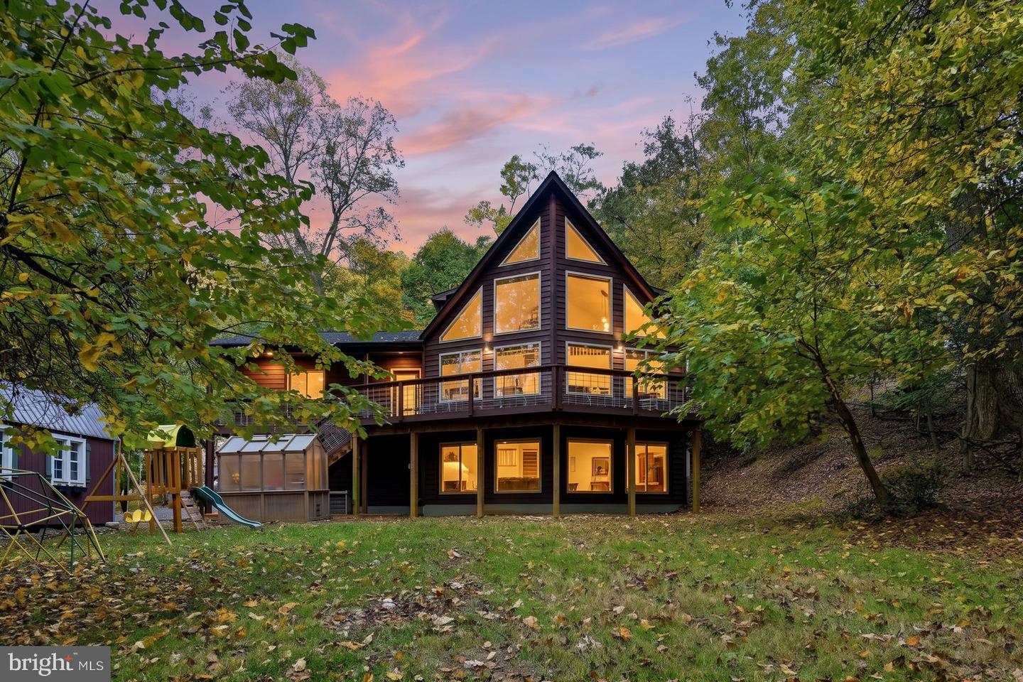 230 Skyline View Dr — photo