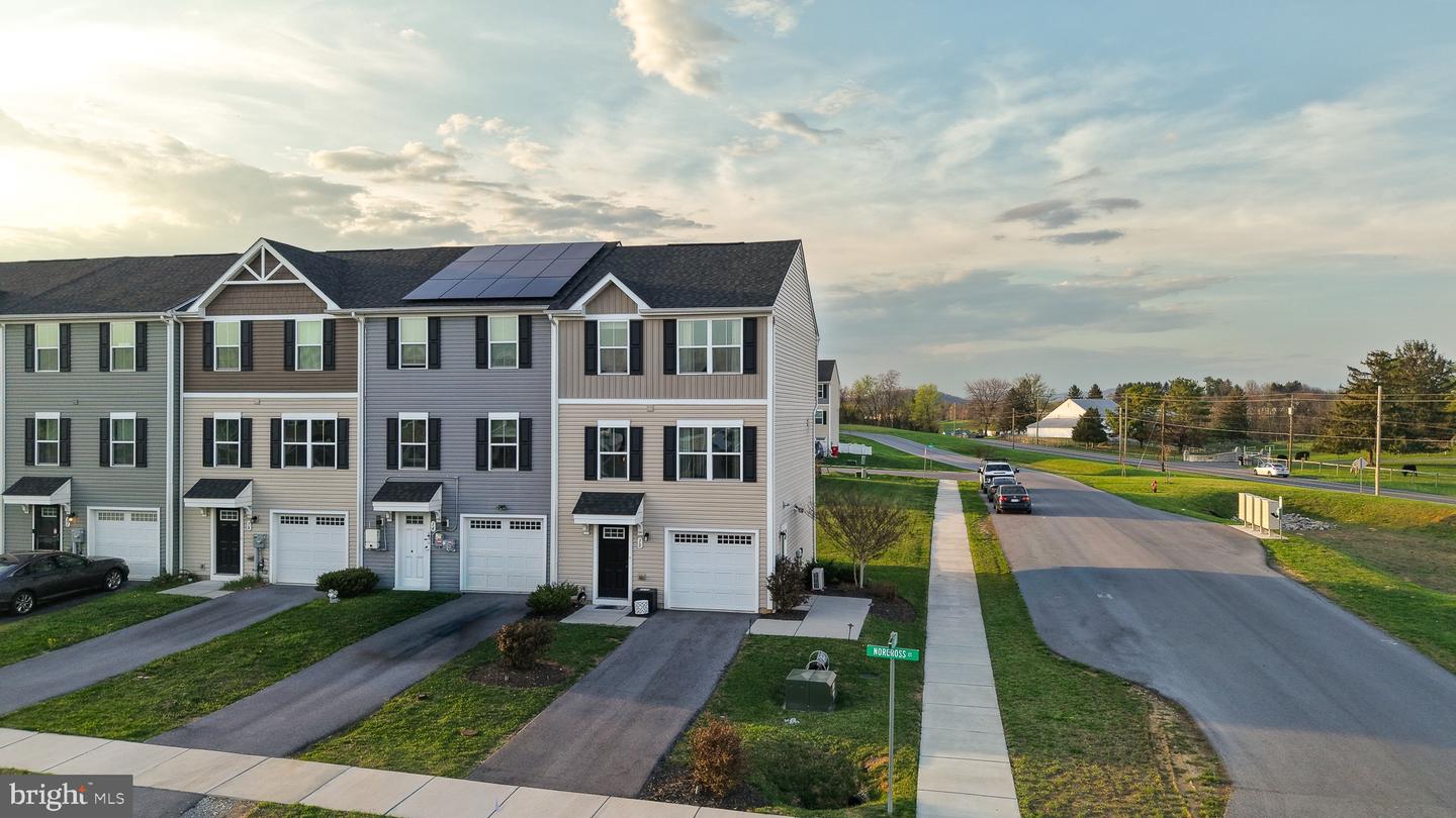 10 Norcross Ct — photo