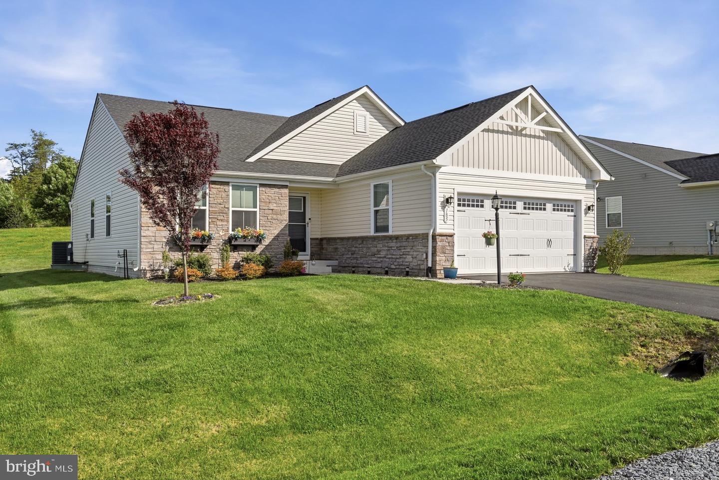 185 Bait Road, Inwood, WV 25428