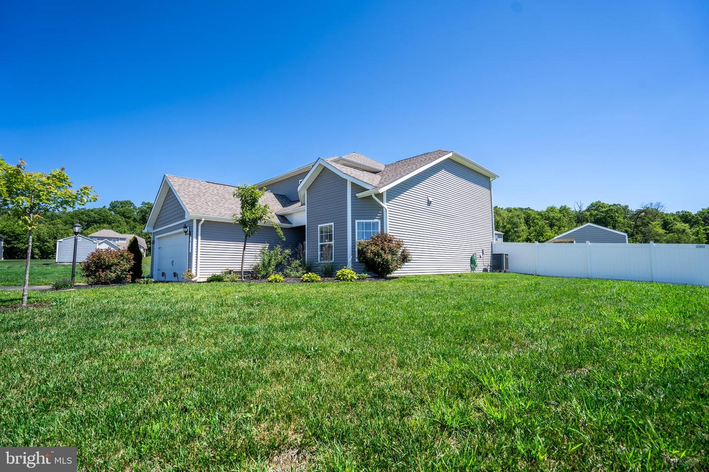 41 Rappahannock Run, Falling Waters, WV 25419 — photo 2