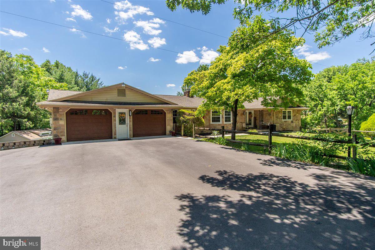 1618 Eagle School Rd — photo
