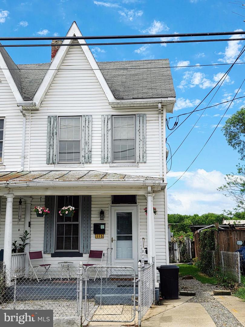 116 Five Point Ave — photo