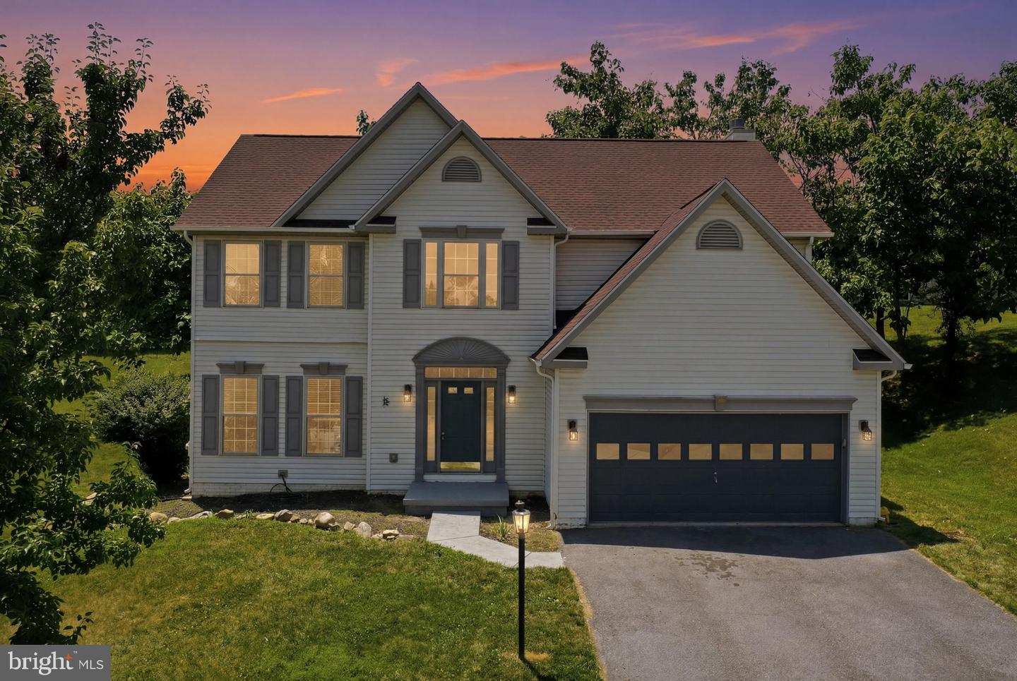 48 Lansing Ct — photo