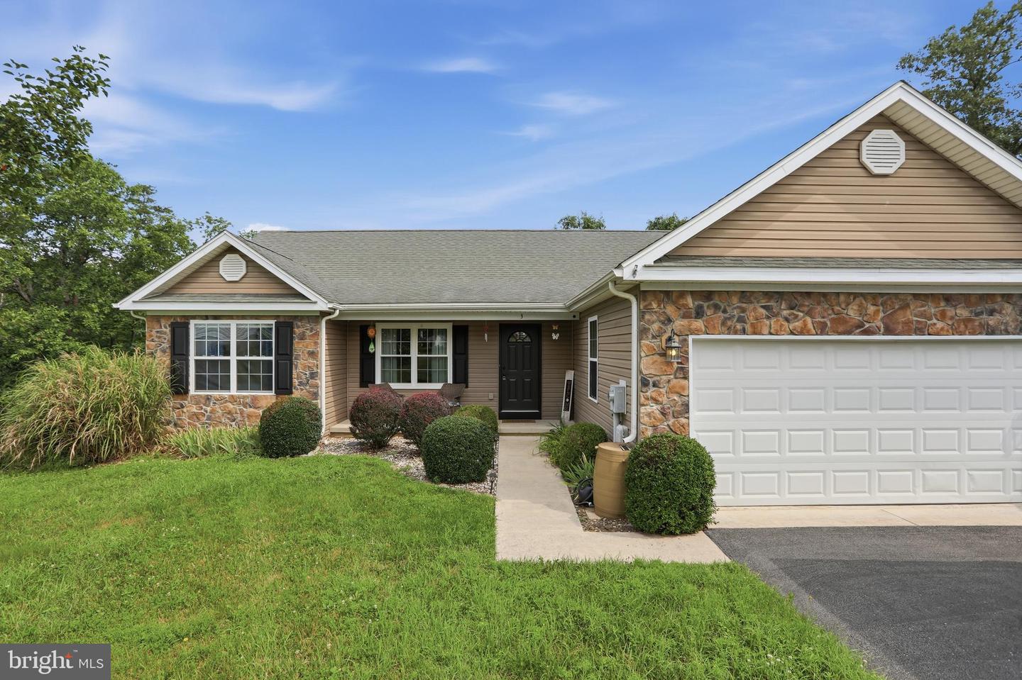3 Lure Ct — photo
