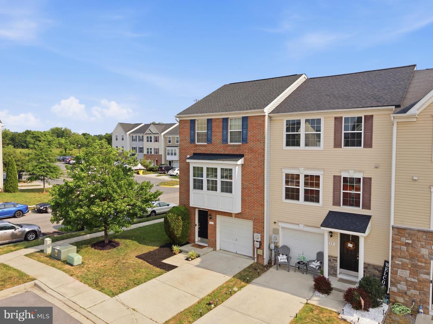 11 Wayside Ct — photo