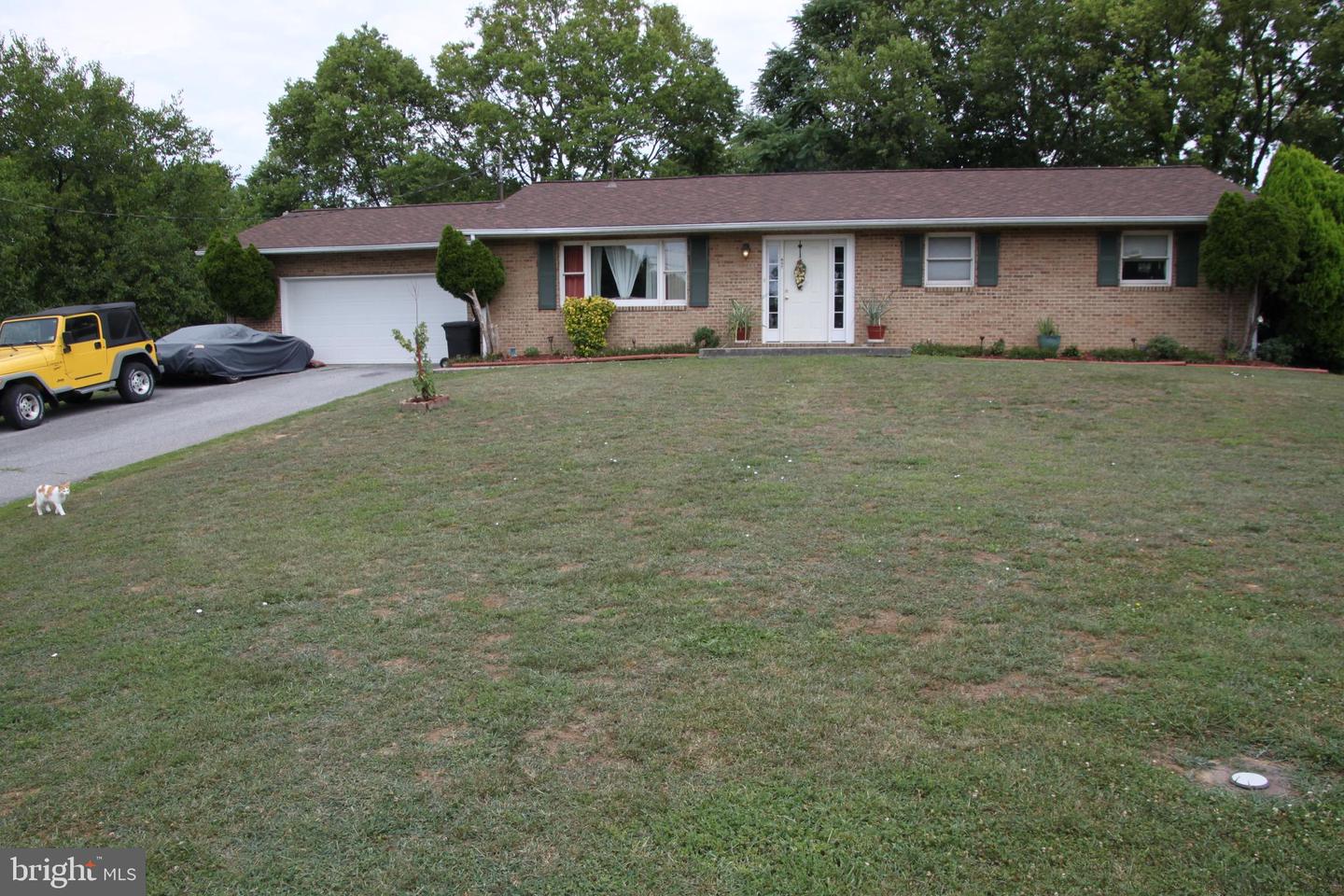 637 Mimosa Dr — photo