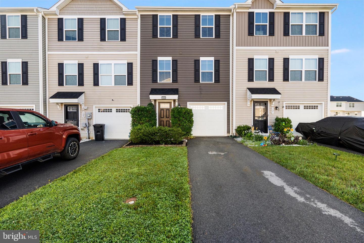 133 Rhea Dr — photo
