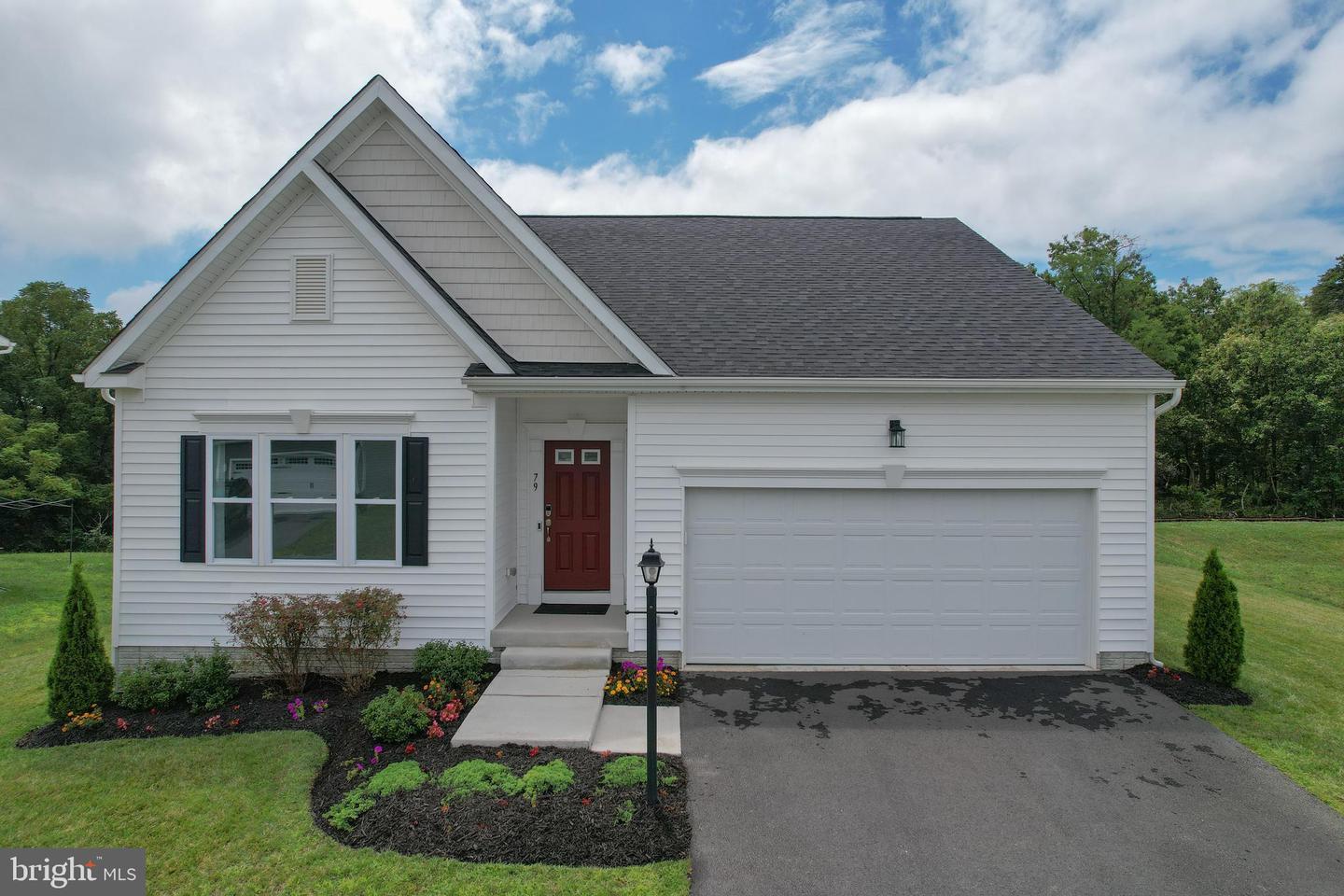79 Spatterdock Road, Inwood, WV 25428