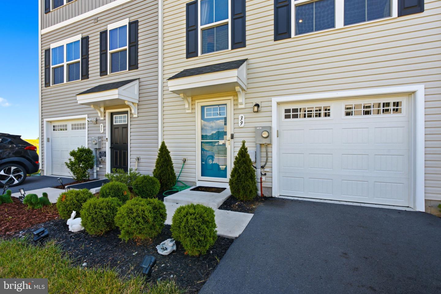 39 Ogunquit Drive, Martinsburg, WV 25403 — photo 2