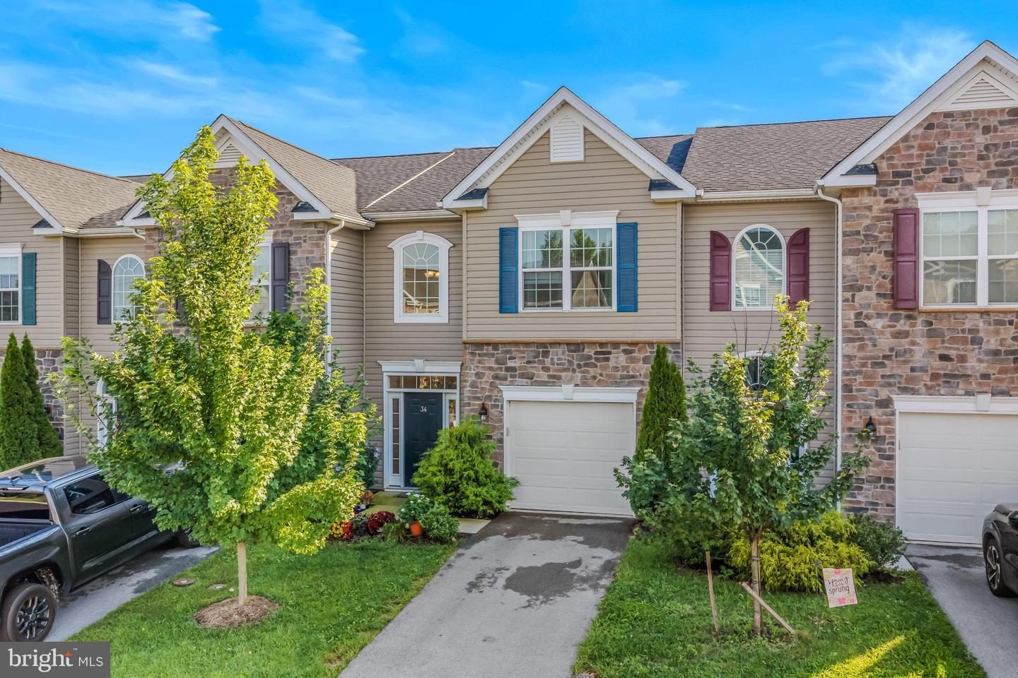 34 Polygon Pl — photo