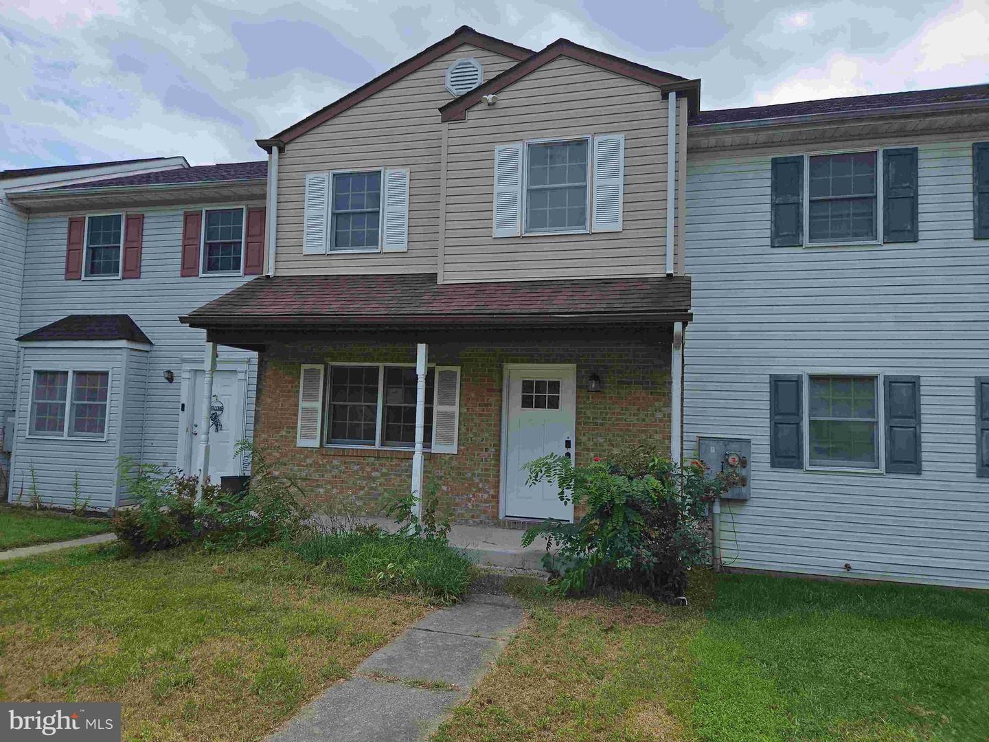 308 Twigg Dr — photo