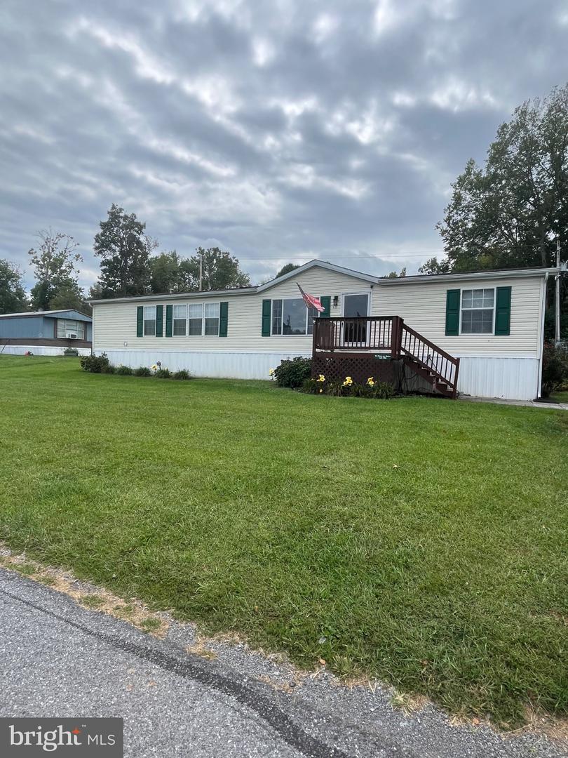 94 Sumter Dr — photo