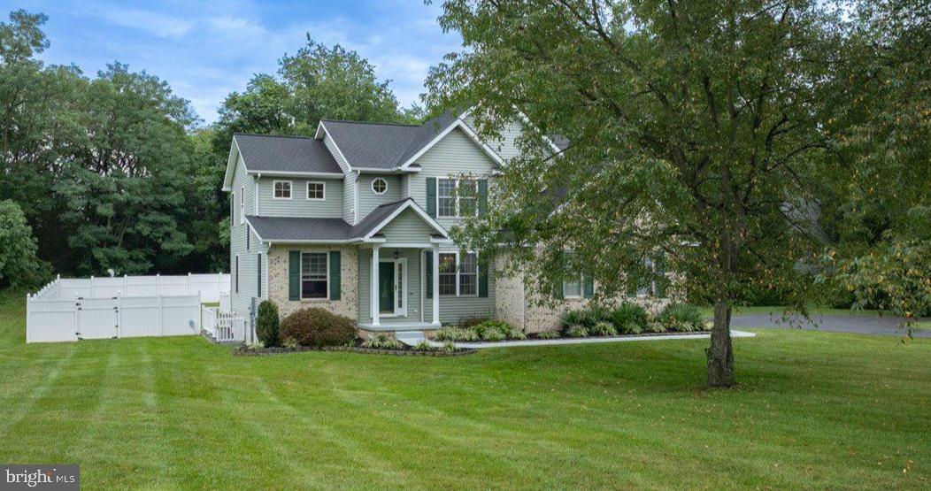 41 Plymouth Ln — photo