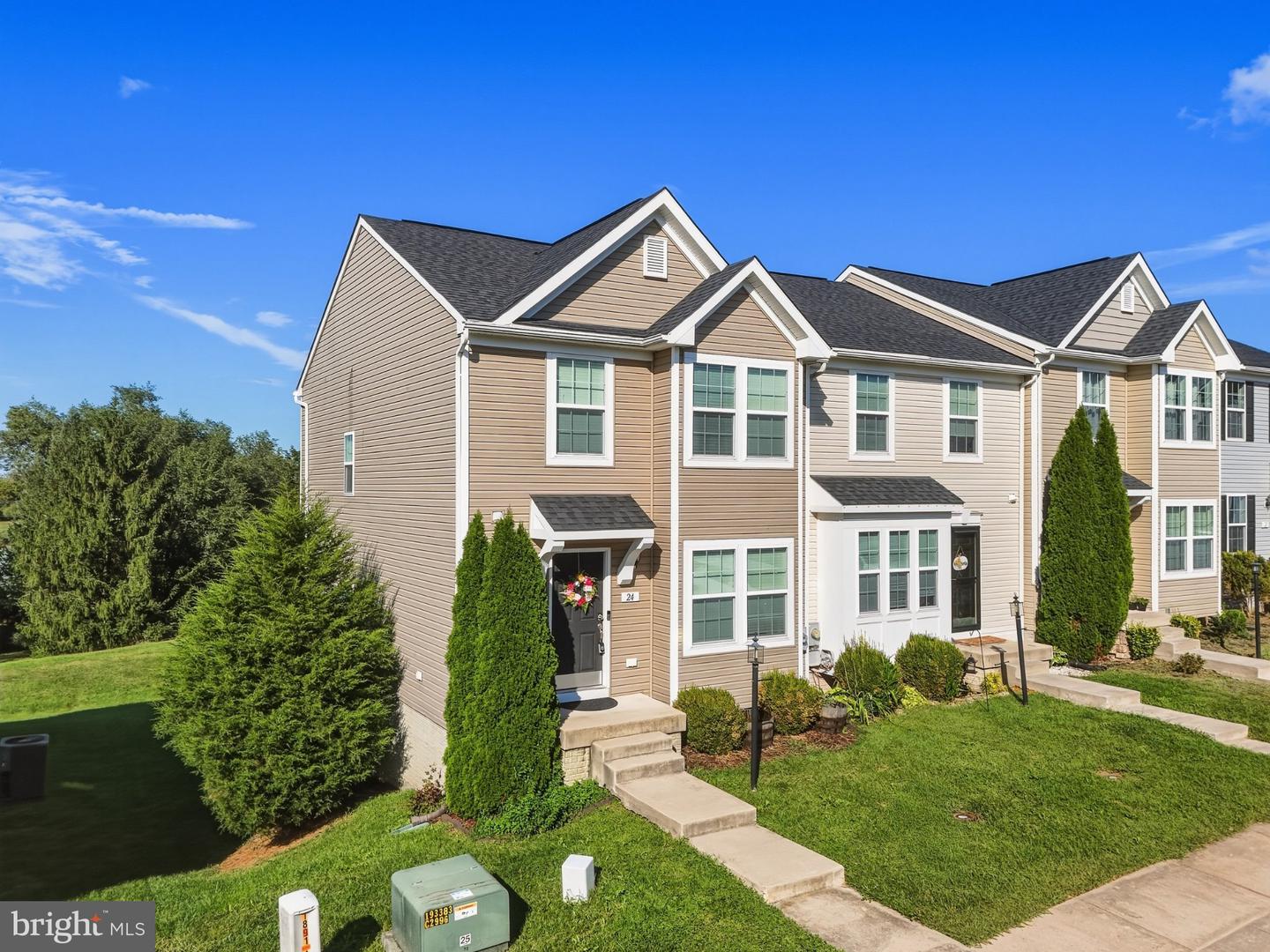 24 Britania Ct — photo