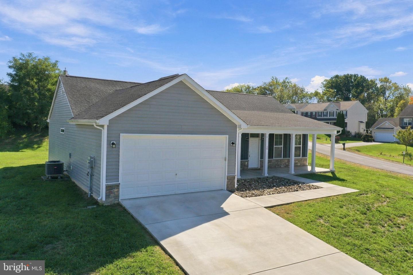 16 Reprisal Road, Inwood, WV 25428 — photo 3
