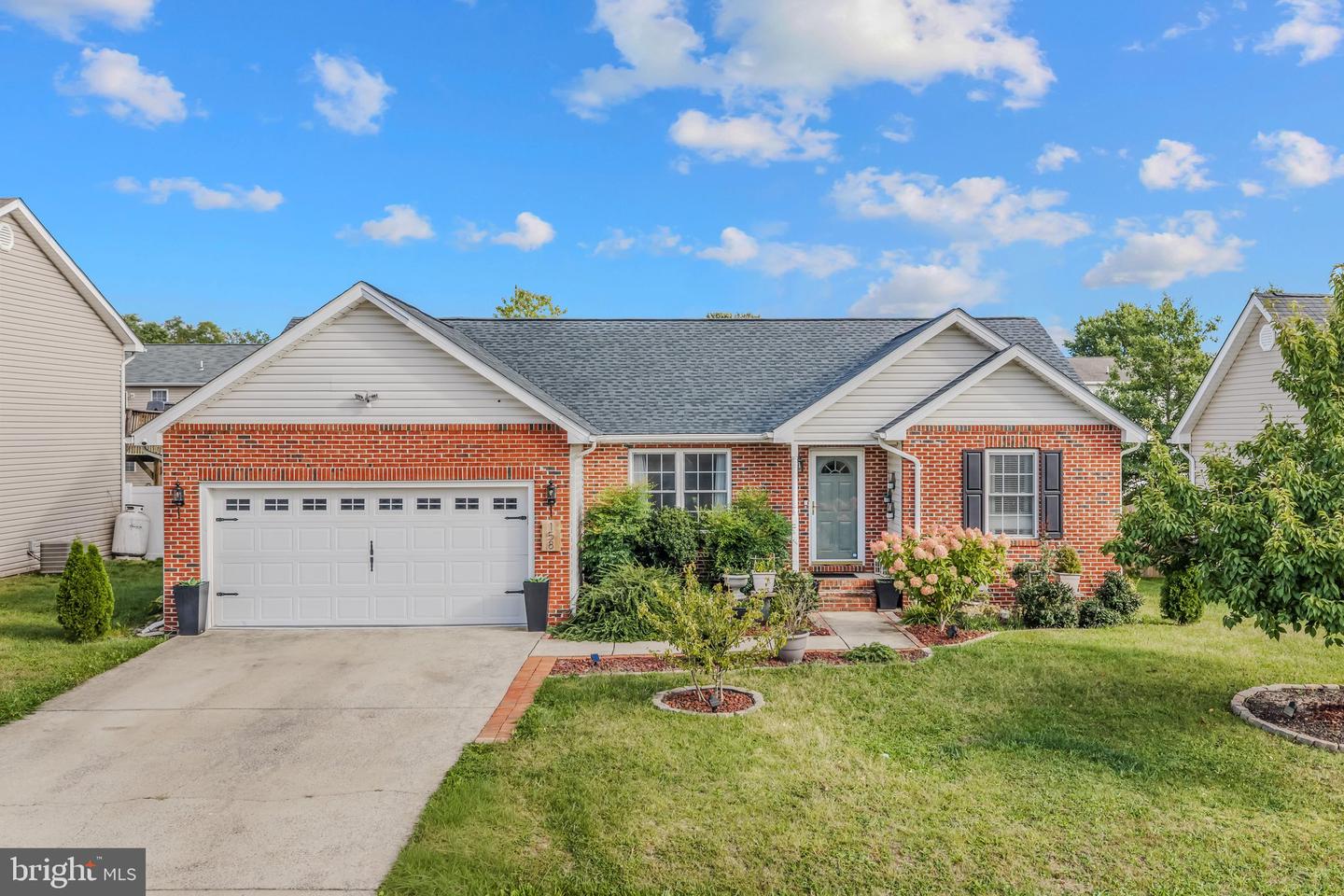 158 Reagan Dr — photo