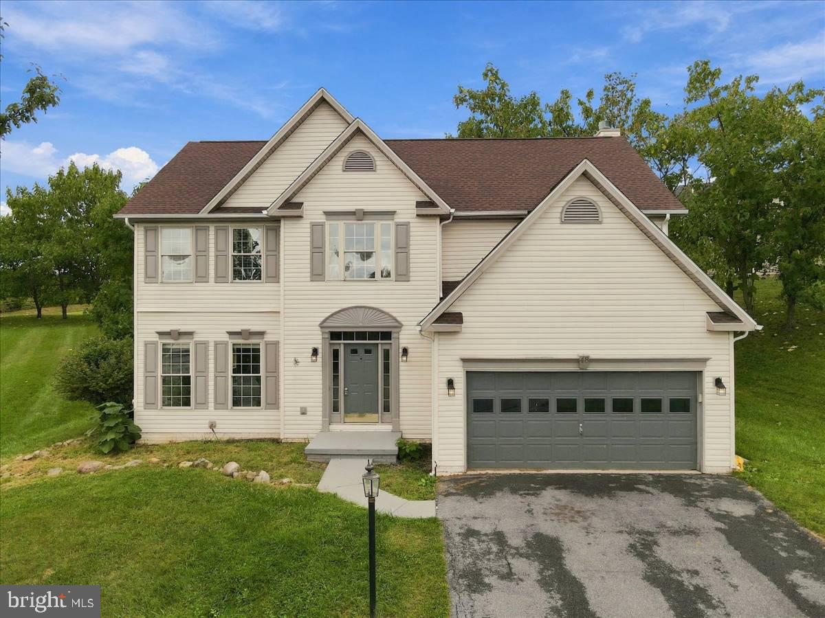 48 Lansing Ct — photo
