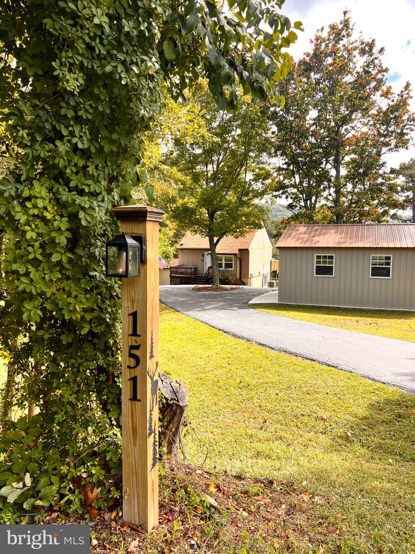 151 Atwood Dr — photo