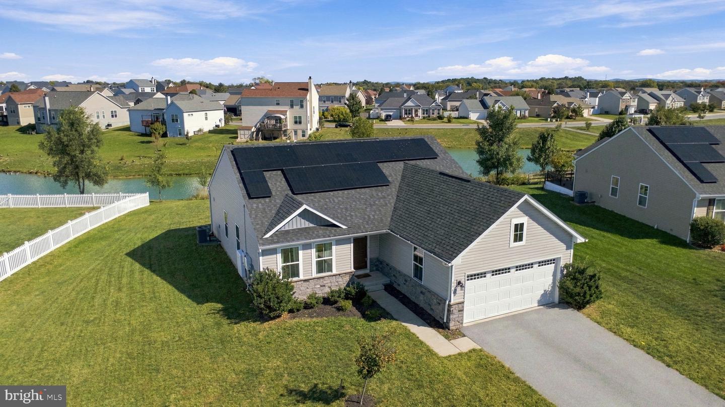 116 Laxfield Ct — photo