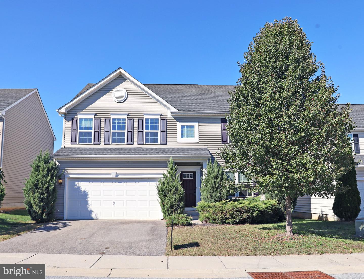 44 Sirocco Ct — photo