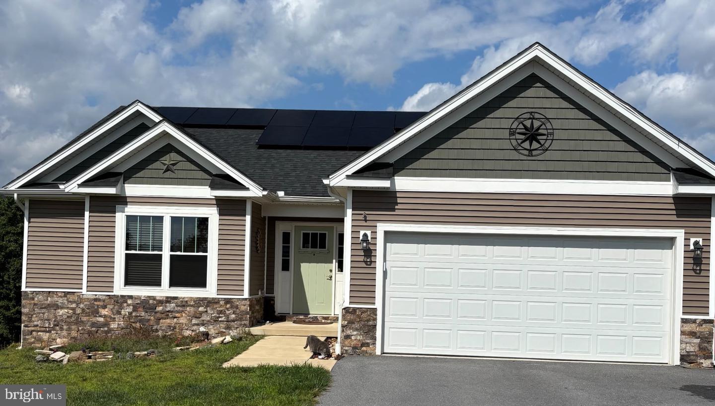 494 Escape Ct — photo