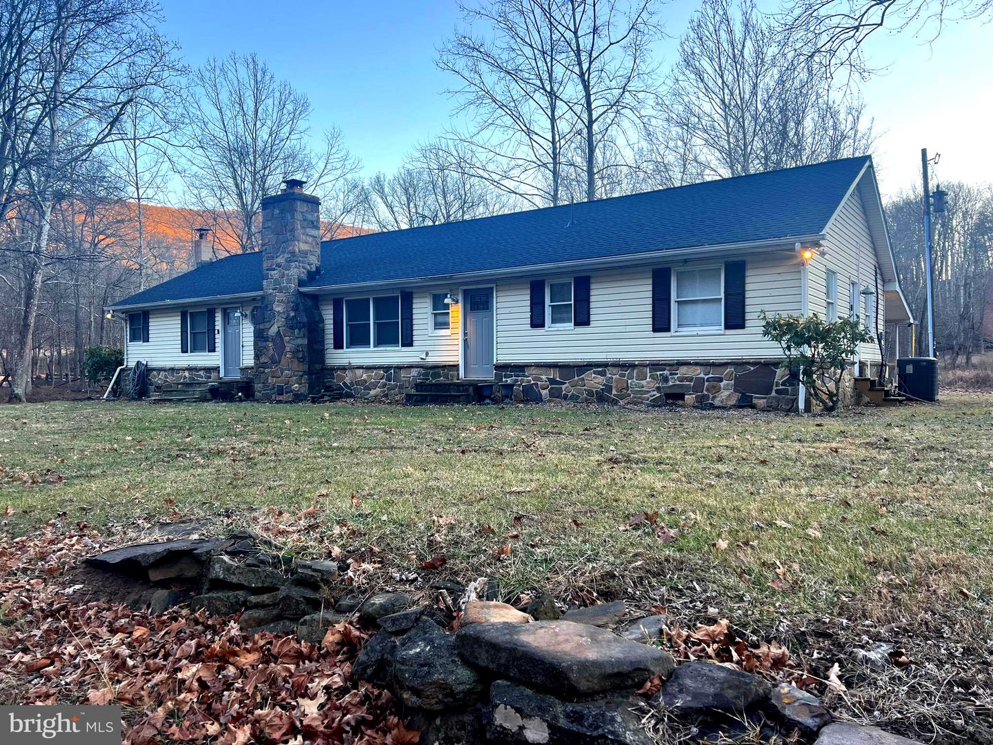 7934 North River Road, Rio, WV 26755