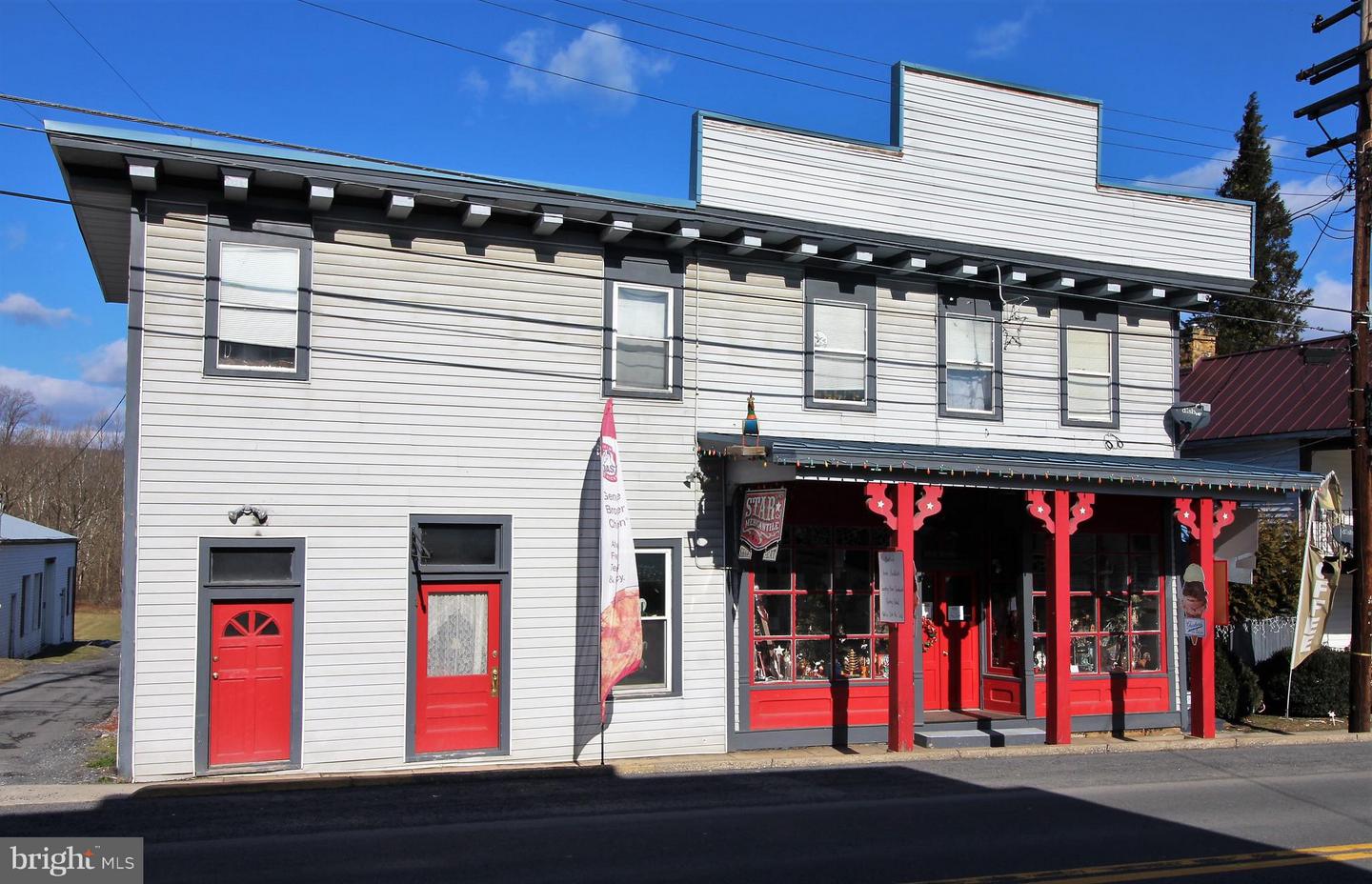 80 West Main Street — photo