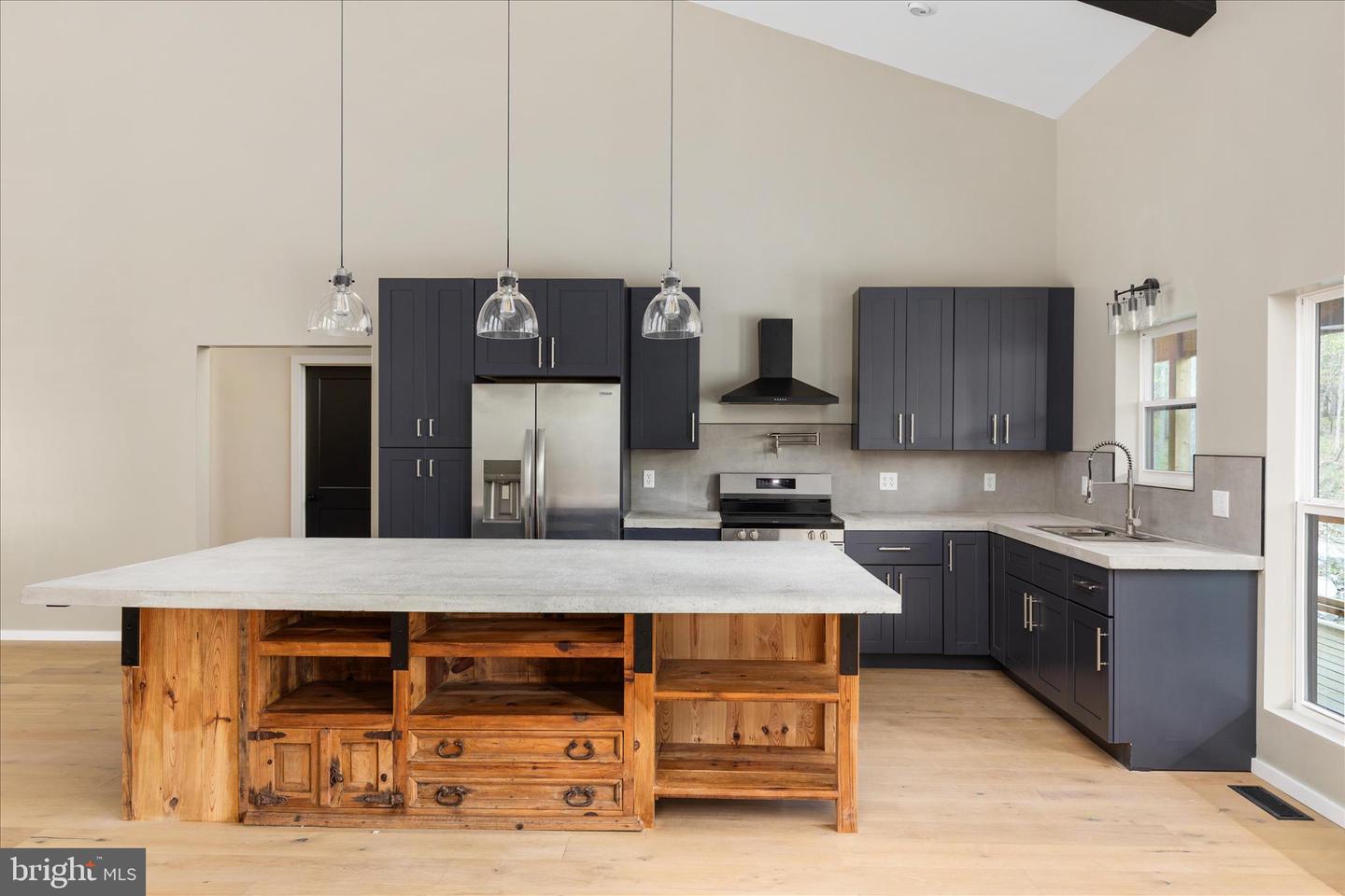 606 Evergreen Farms Dr — photo