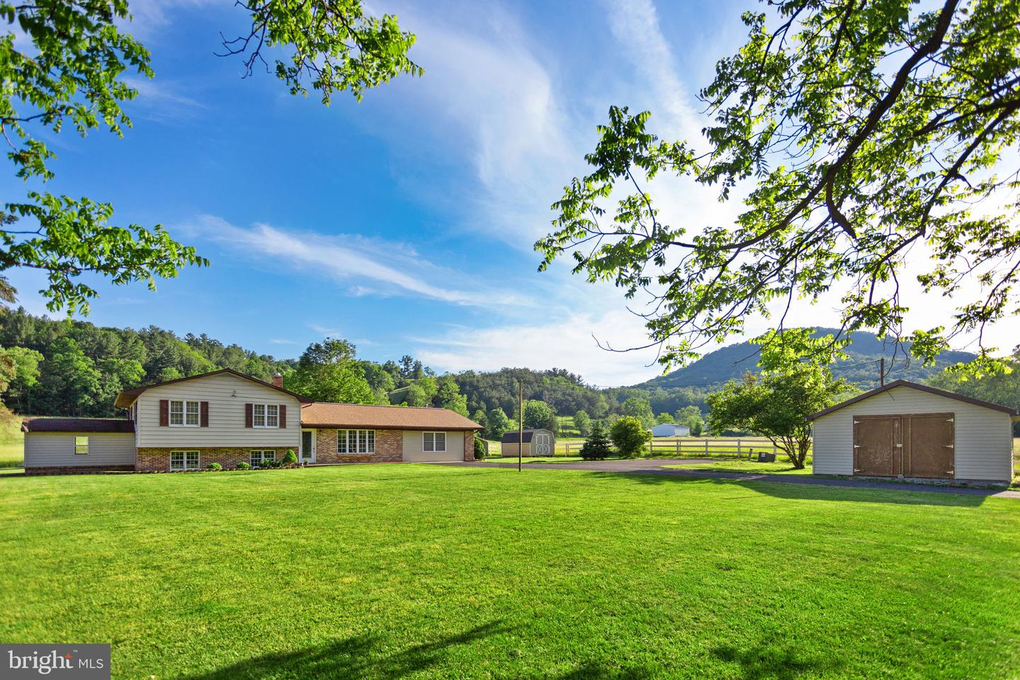 1659 Crab Run Rd — photo