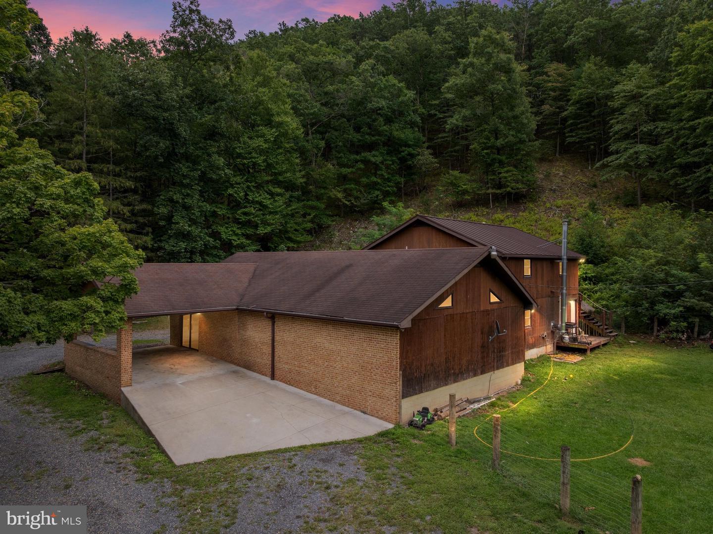 6980 State Road 55 — photo