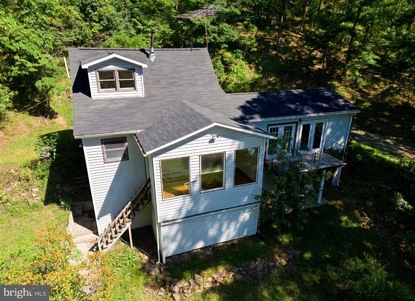 2932 Kerns School Rd — photo