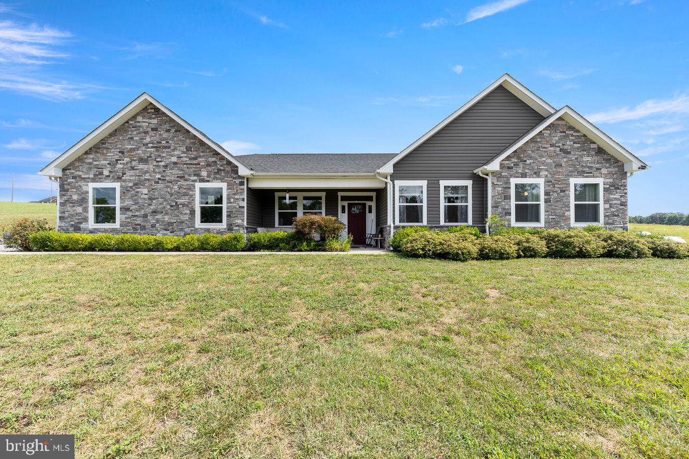93 Quail Hill Dr — photo