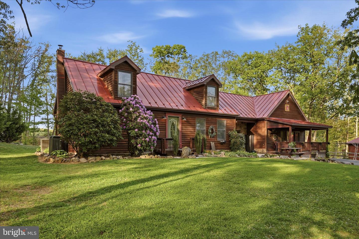 330 Sideling Mountain Dr — photo