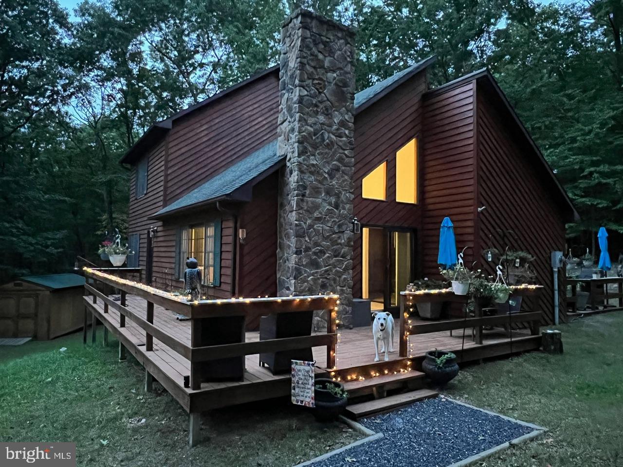945 White Oak Trl — photo