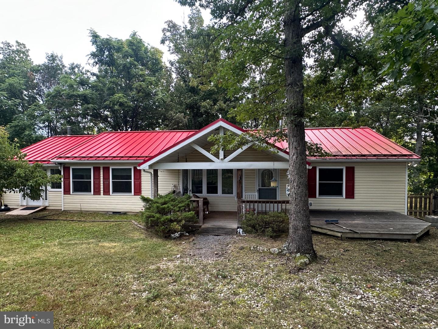 1450 Middle Ridge Road, Romney, WV 26757