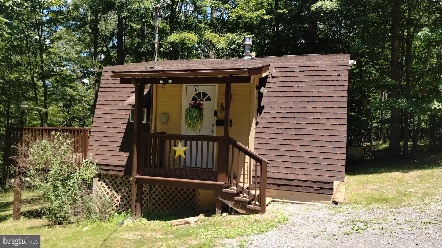 586 Cardinal View Rd — photo